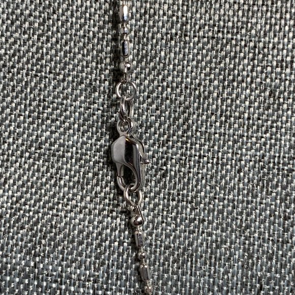 18" Stainless 1mm Faceted Mixed Link Chain. (462) - Picture 2 of 3